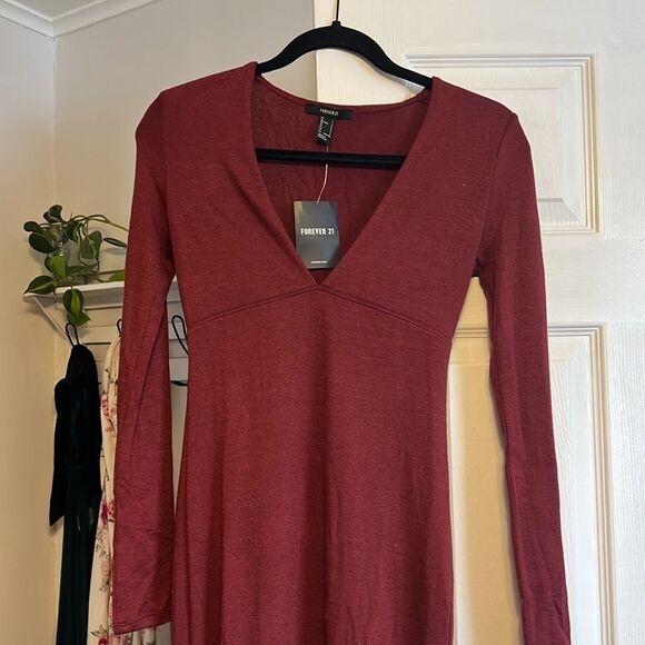 NWT 🎉 Forever 21 Size Small Deep Red Dress Long Sleeve - Picture 1 of 5